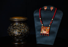 Load image into Gallery viewer, Red Navratan Necklace Set