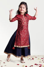 Load image into Gallery viewer, Girls Maroon And Navy Inner Outer Set For Girls