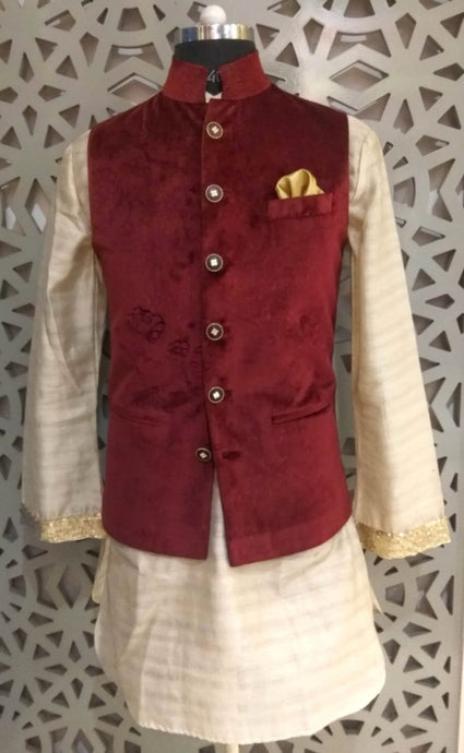 Mens Kurta And Cotton Silk Self Velvet Nehru Jacket