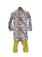 Load image into Gallery viewer, Boys Printed Kurta With Salwar