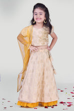 Load image into Gallery viewer, Girls Offwhite Skirt And Choli Set With Dupatta For Girls