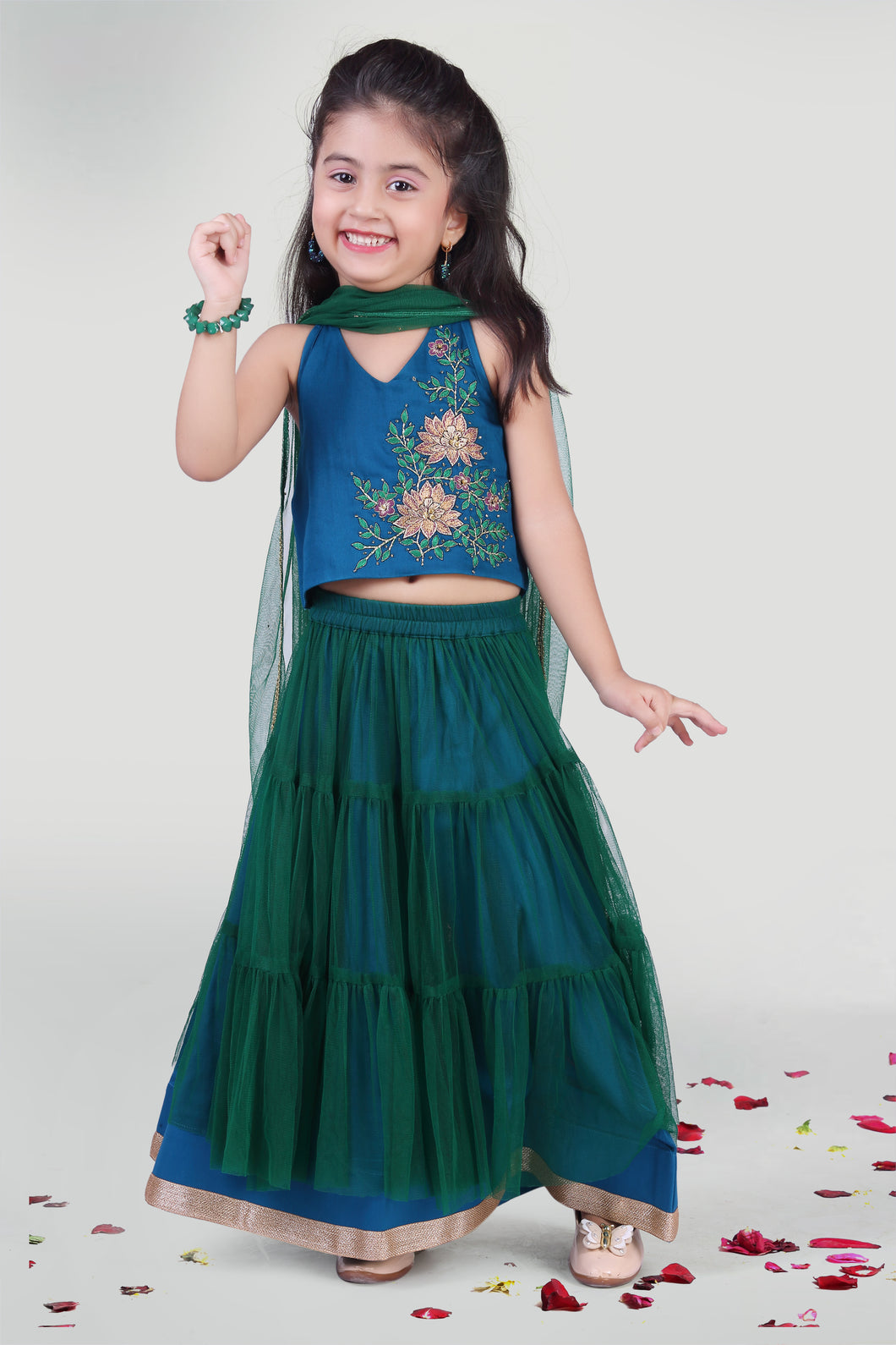 Girls Net Gather Skirt And Choli Set With Dupatta